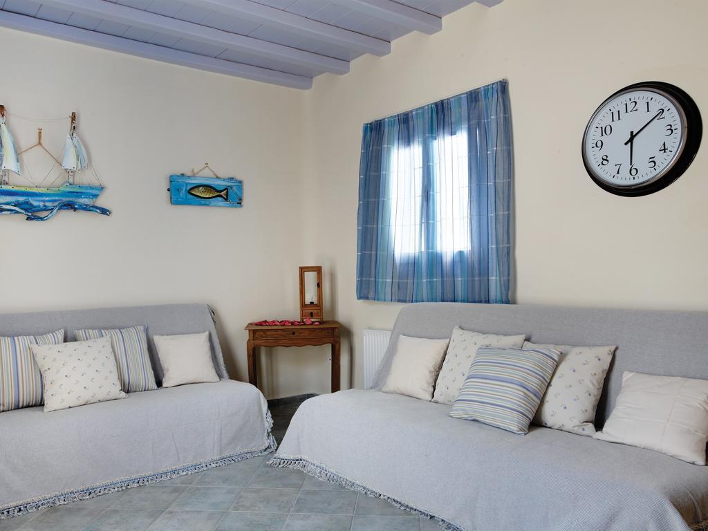 Gt Luxury Suites Ornos  Buitenkant foto
